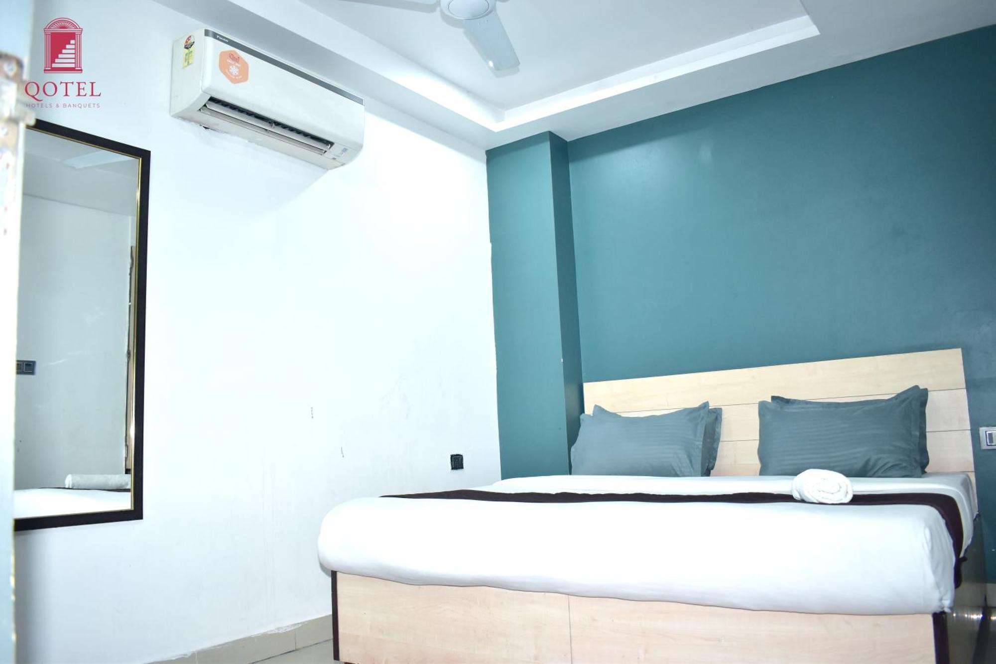 Qotel Hotel Rama Rohini Sector-24 Couple Friendly Delhi  Esterno foto