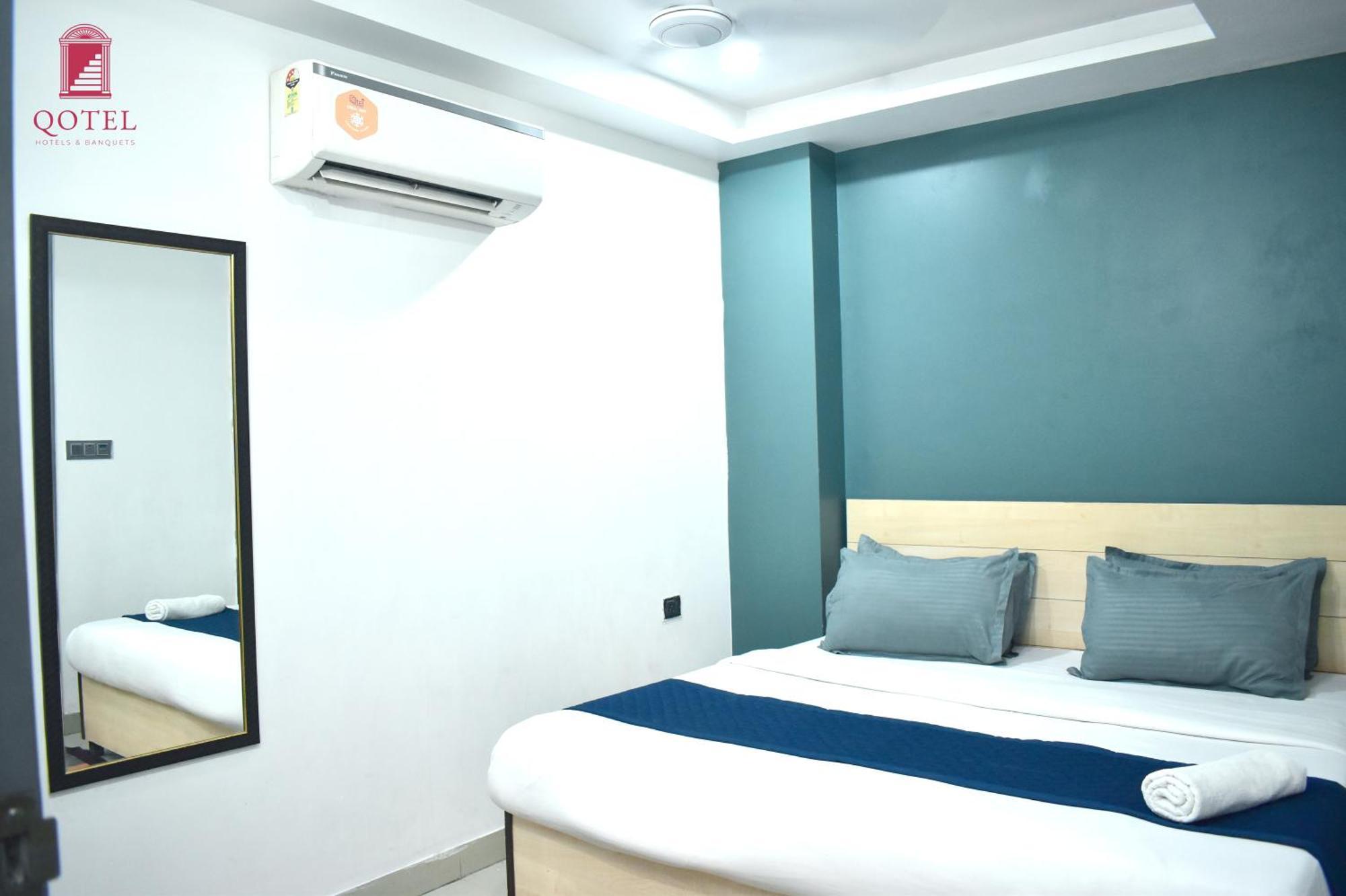 Qotel Hotel Rama Rohini Sector-24 Couple Friendly Delhi  Esterno foto
